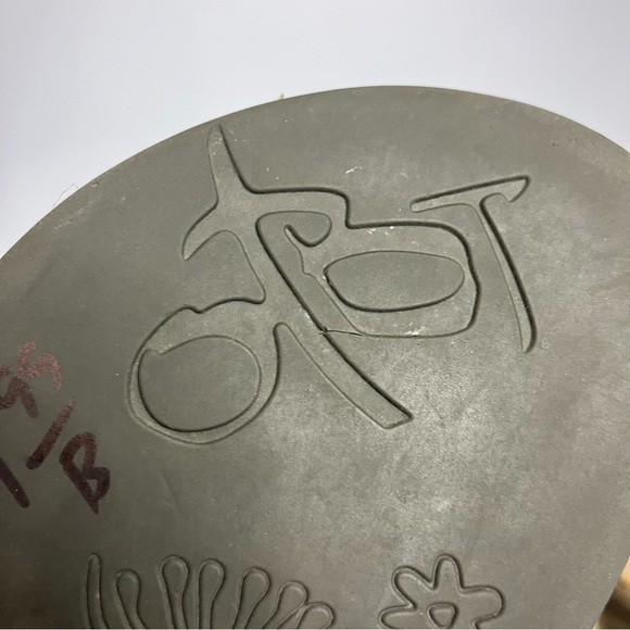 OTBT Bushnell platform Sandals casual metallic gold bronze women’s size 7 - Picture 8 of 9